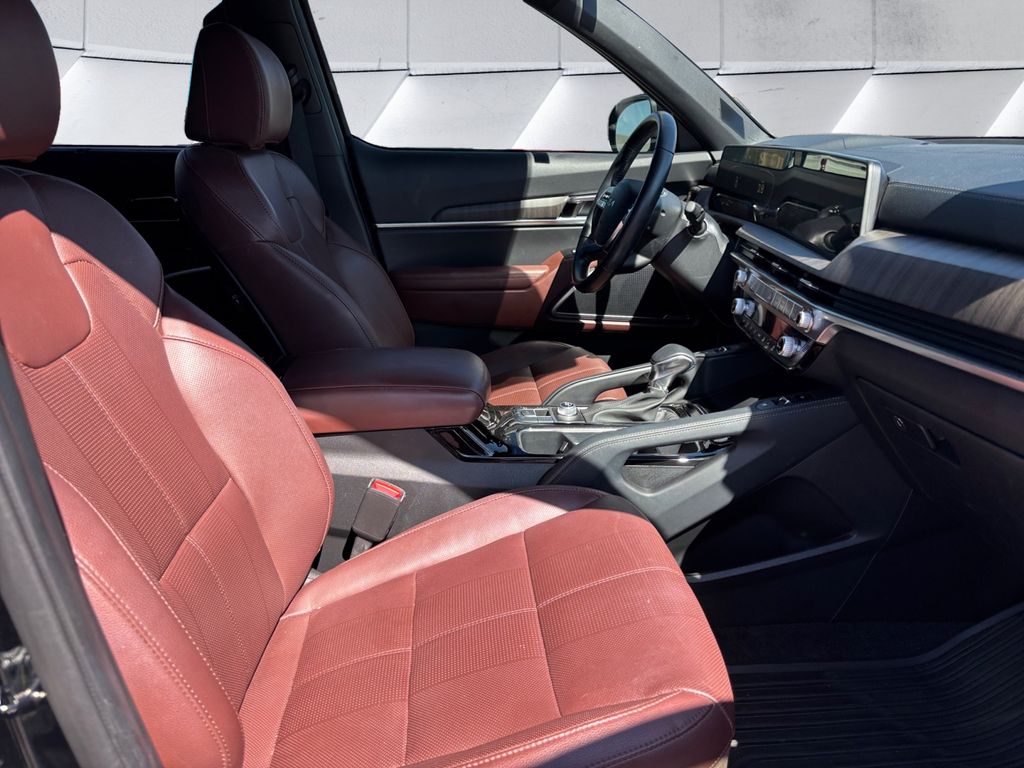 2024 Kia Telluride EX photo 24