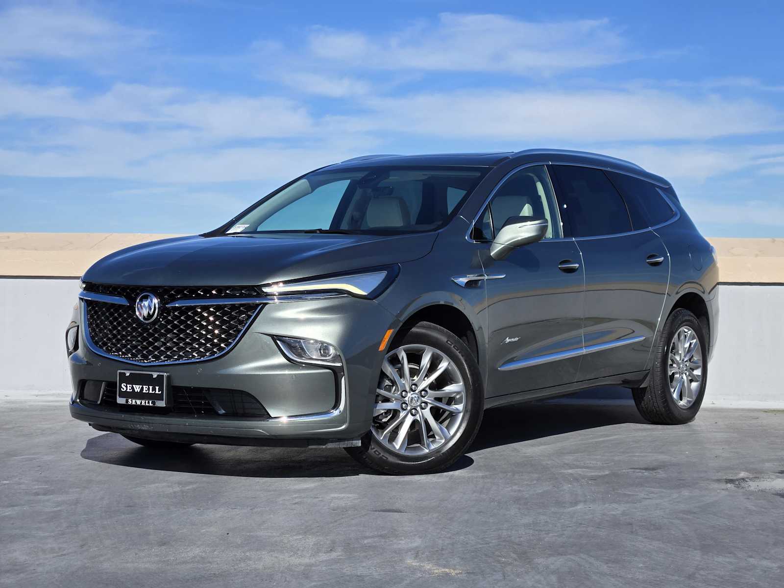 2023 Buick Enclave Avenir's photo
