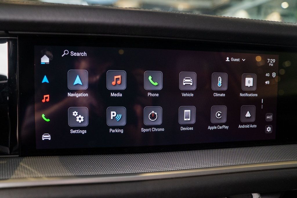 2025 Porsche Cayenne photo 27