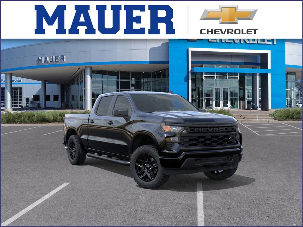 2026 Chevrolet Silverado Custom's photo