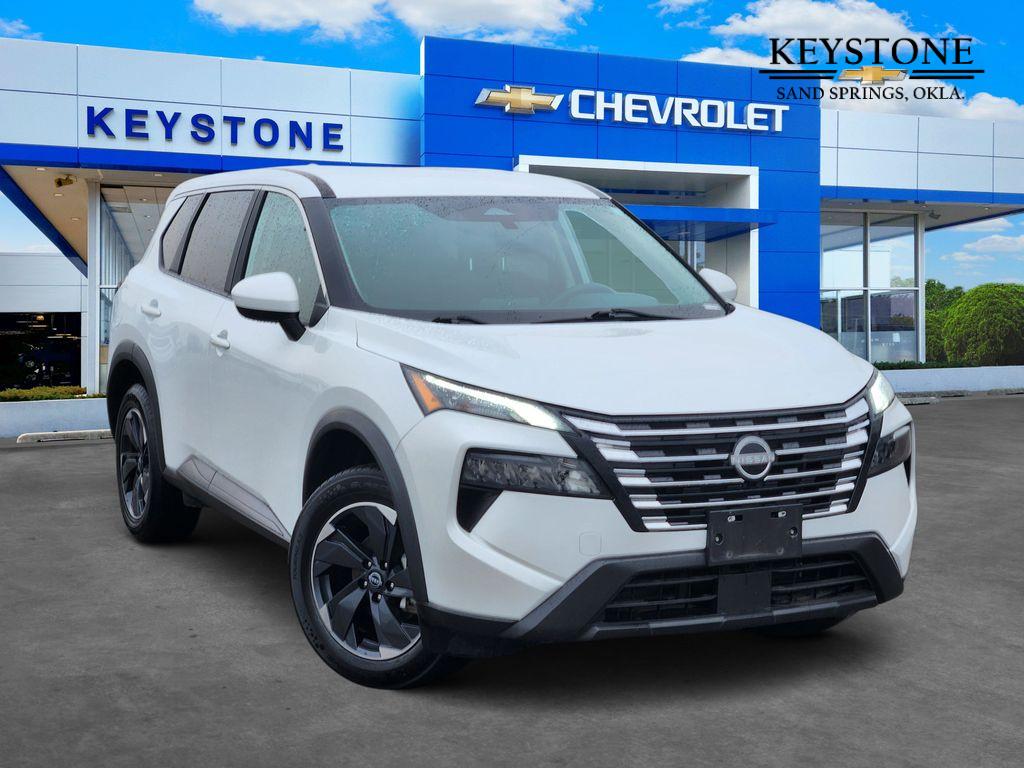 2024 Nissan Rogue SV's photo