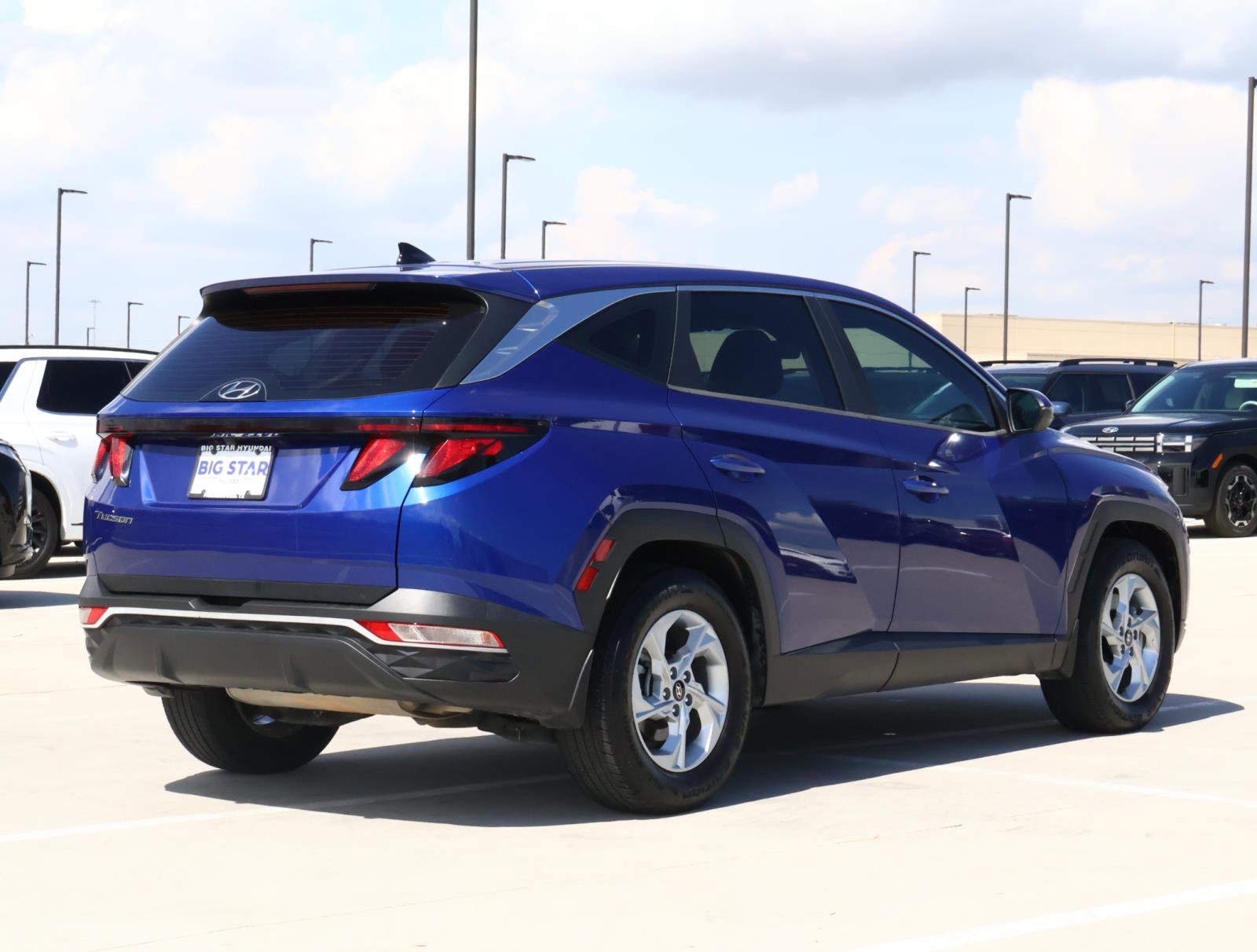2022 Hyundai Tucson SE photo 3