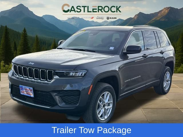 2025 Jeep Grand Cherokee Laredo's photo