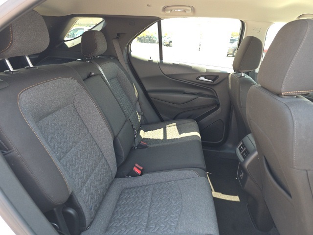 2024 Chevrolet Equinox LT photo 21