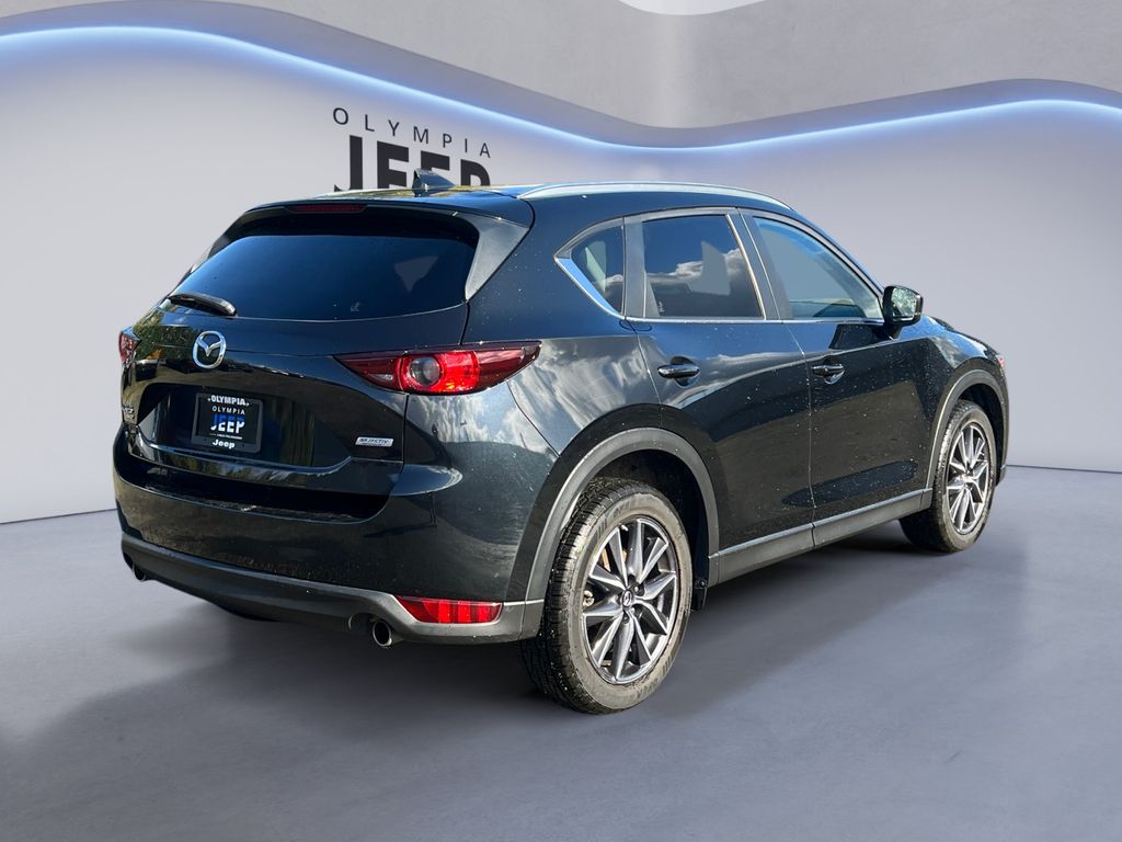 2018 Mazda CX-5 Touring photo 3