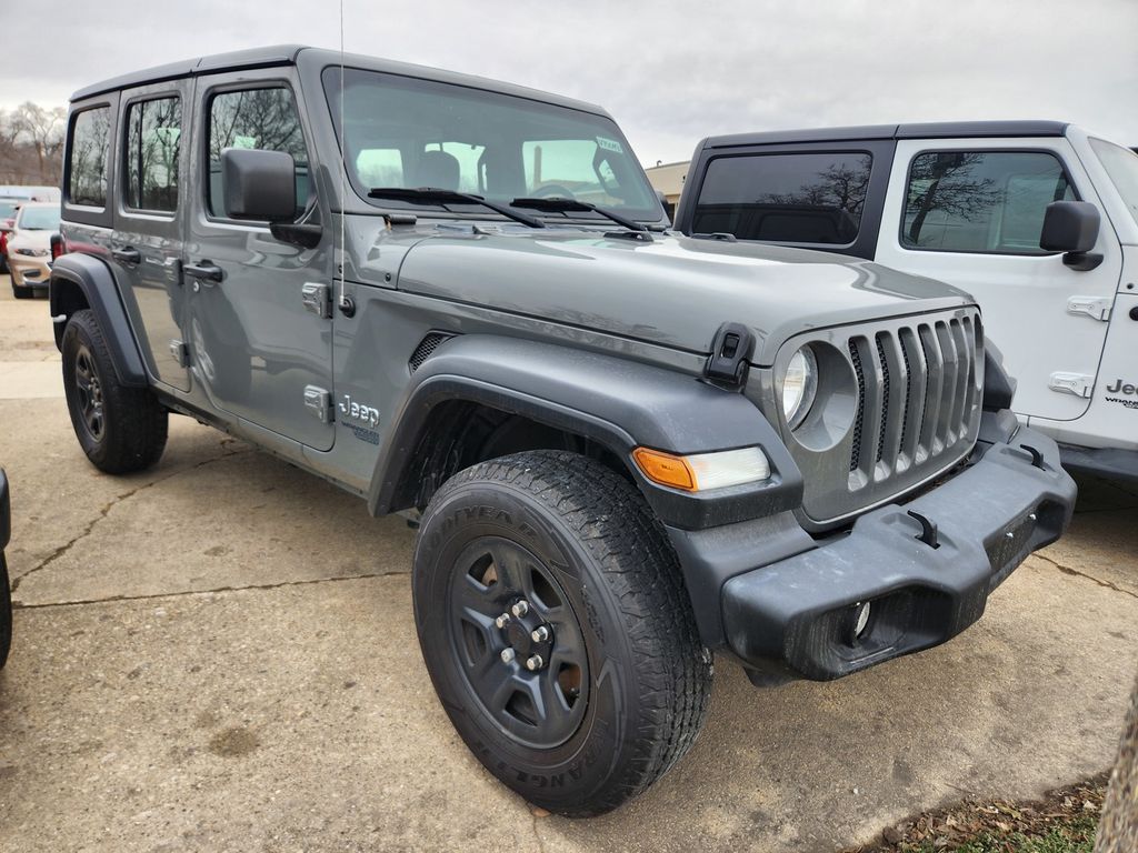 2020 Jeep Wrangler Sport's photo