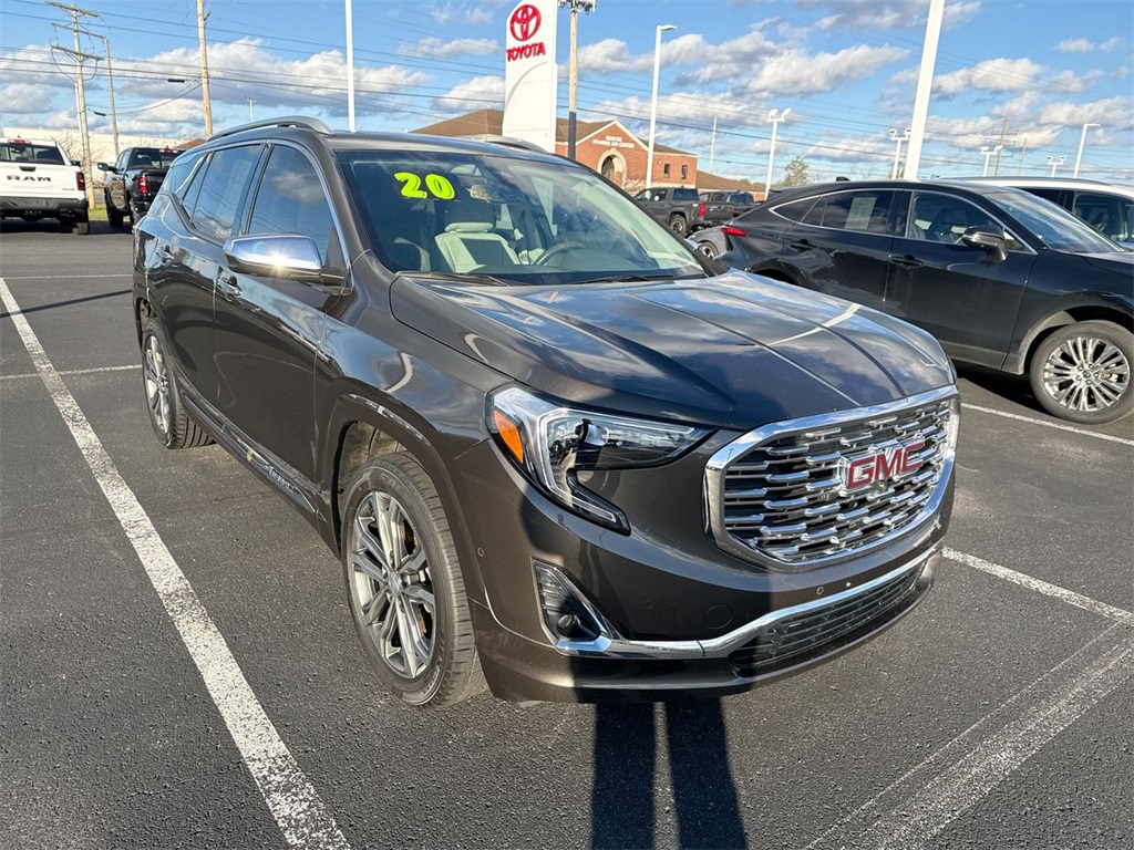 2020 GMC Terrain Denali's photo
