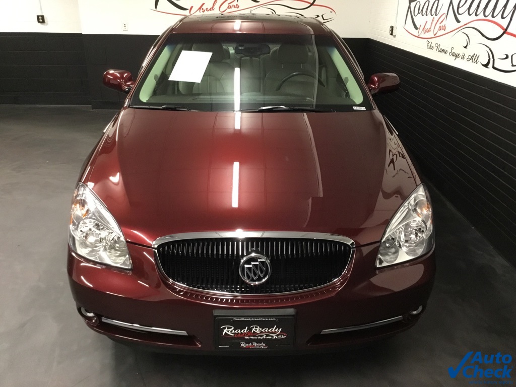 2007 Buick Lucerne CXS photo 4