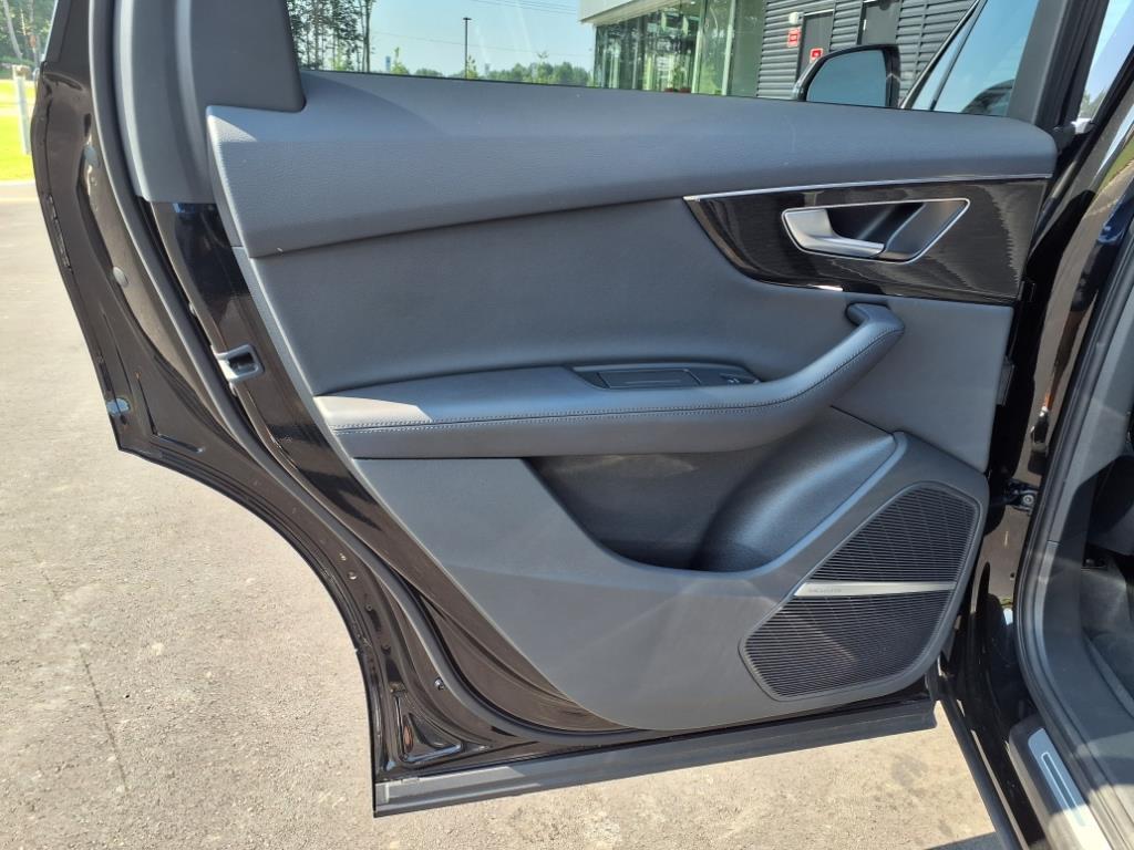 2024 Audi Q7 Premium Plus photo 27