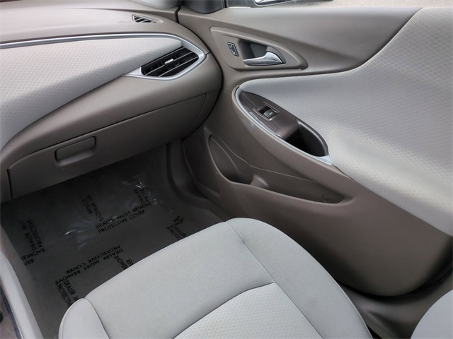 2025 Chevrolet Malibu 1LT photo 13