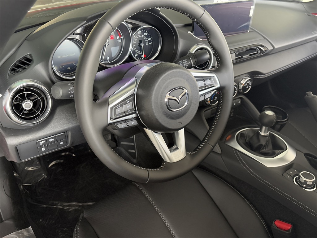 2025 Mazda MX-5 Miata Miata Grand Touring photo 14
