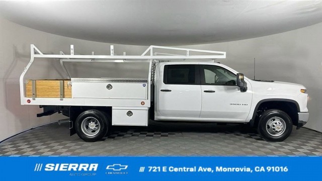 2025 Chevrolet Silverado 3500 HD Chassis Cab Work Truck
