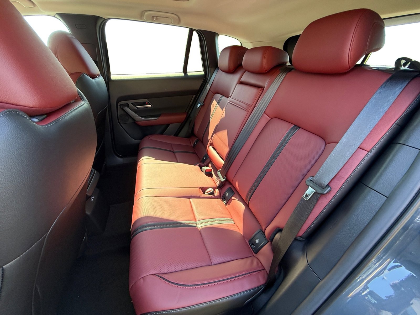 2025 Mazda CX-50 Premium Plus photo 16