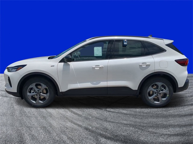 2025 Ford Escape ST-Line photo 5