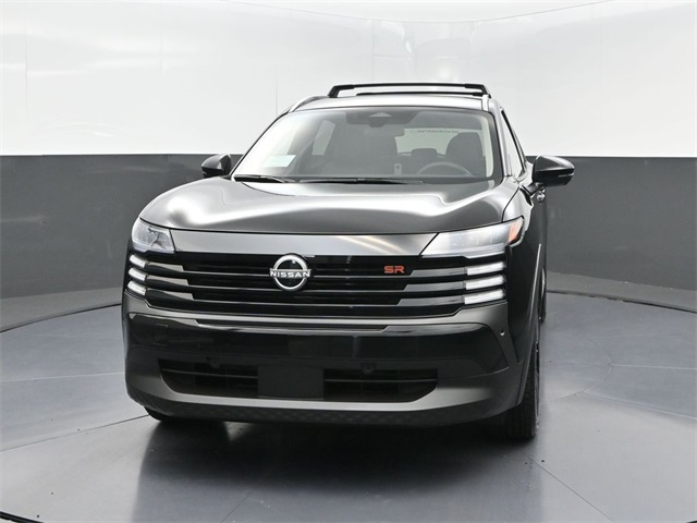 2025 Nissan Kicks SR photo 2