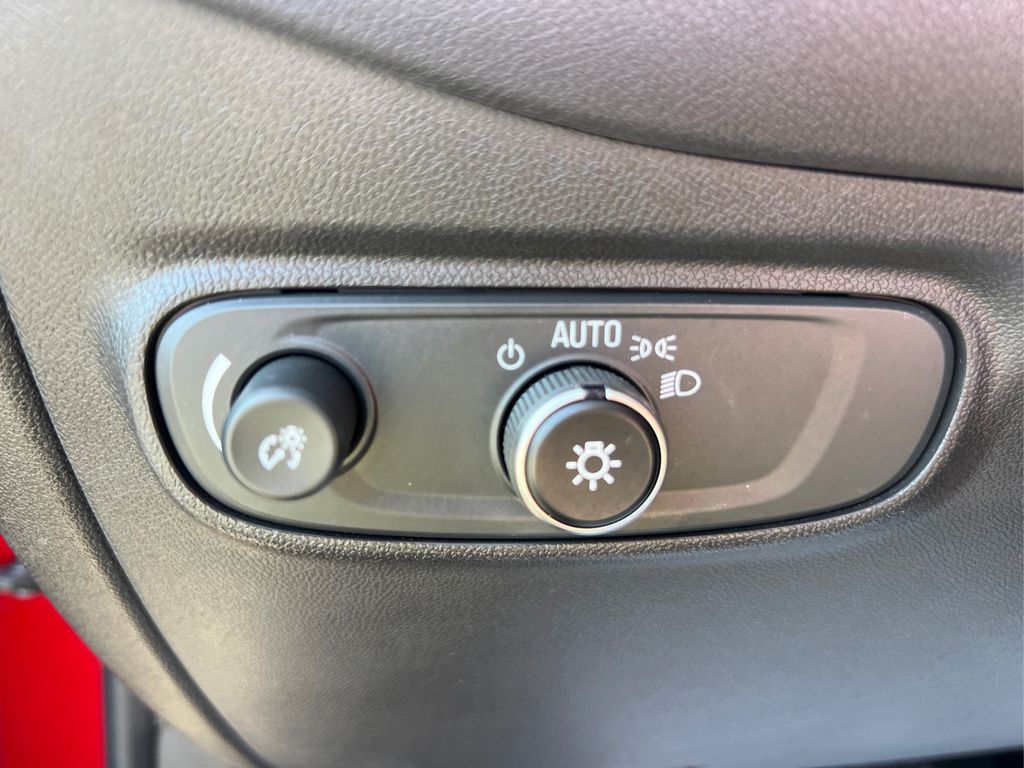 2024 Chevrolet Equinox LT photo 19