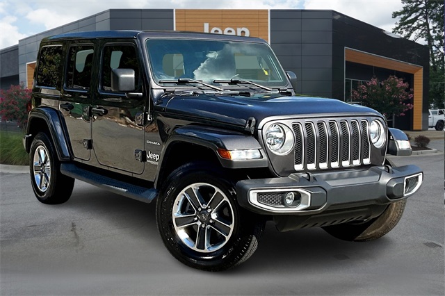 2018 Jeep Wrangler Unlimited Sahara photo 2