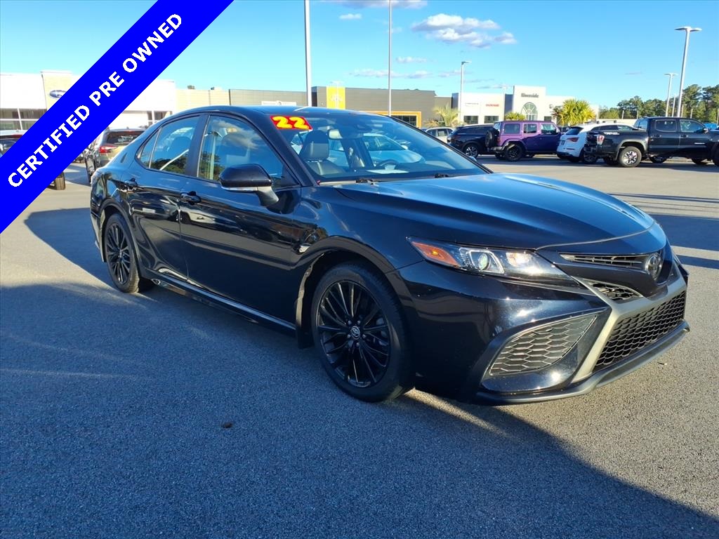 2022 Toyota Camry SE