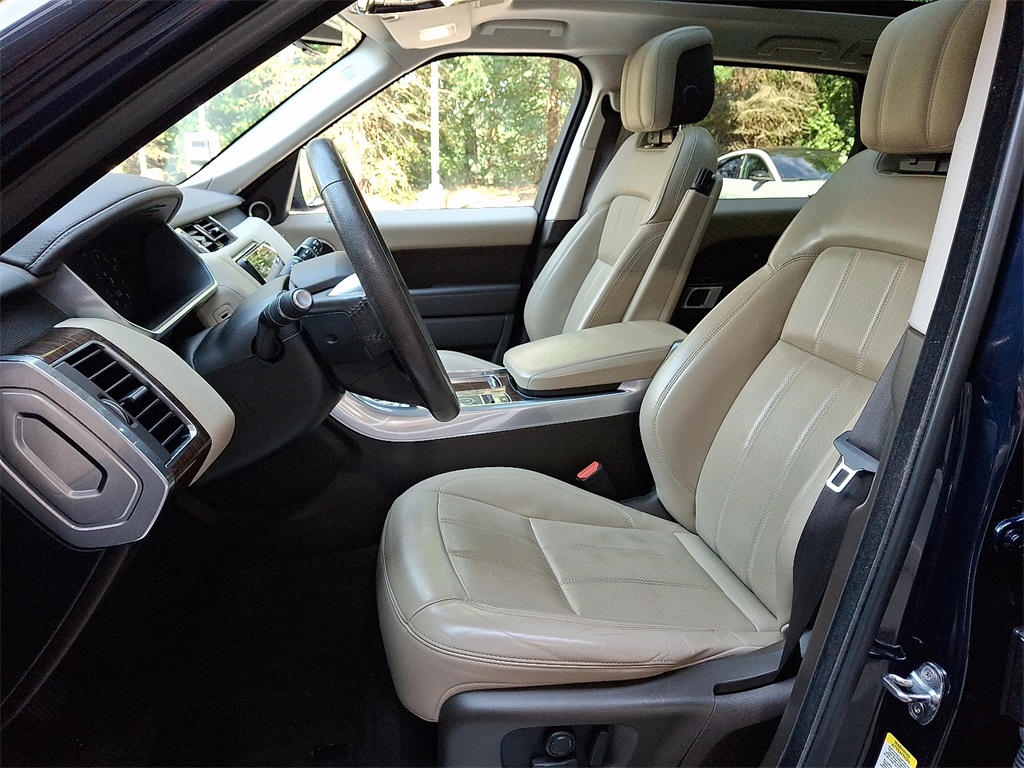 2020 Land Rover Range Rover Sport HSE photo 12