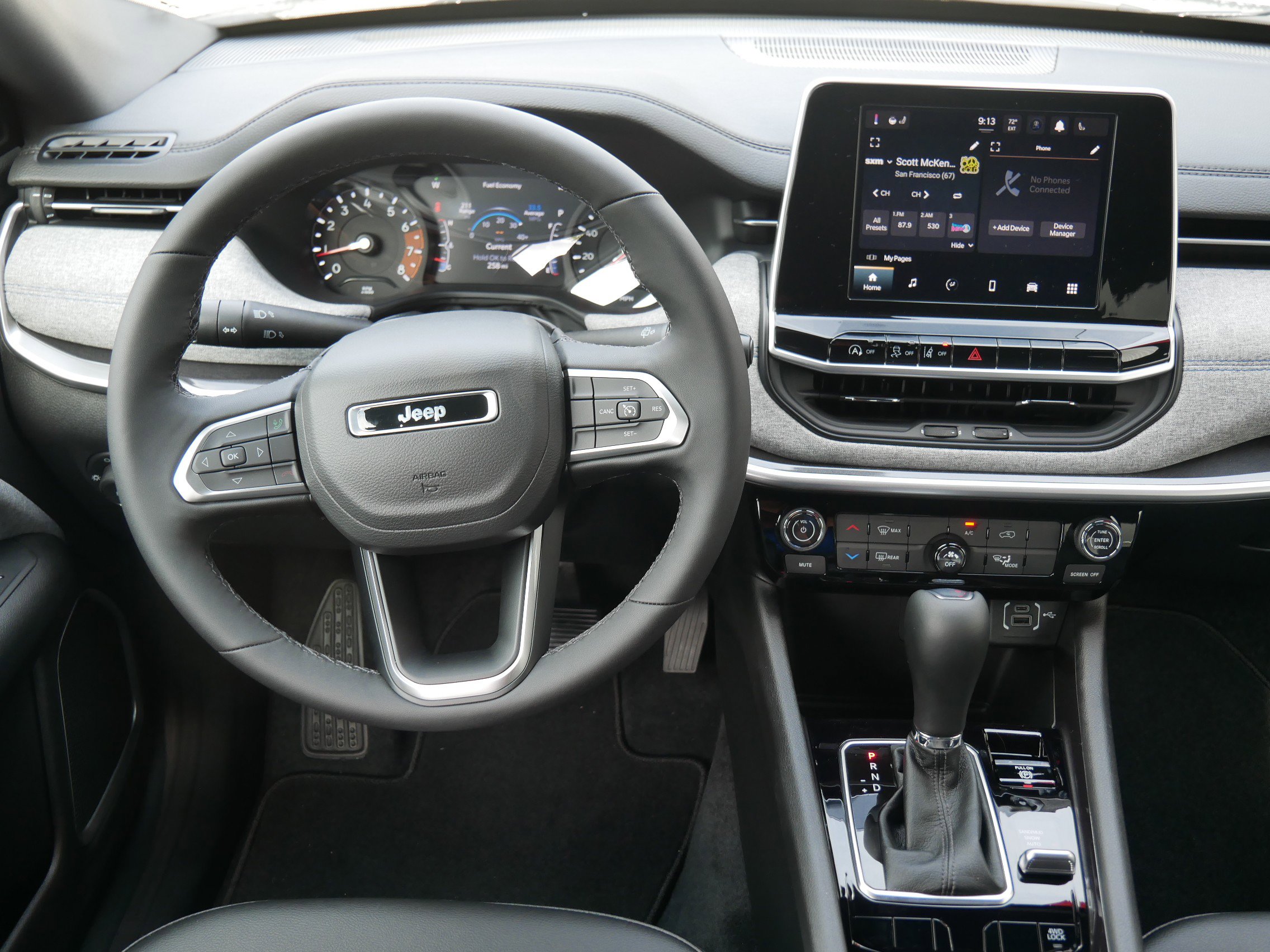 2025 Jeep Compass Latitude photo 8