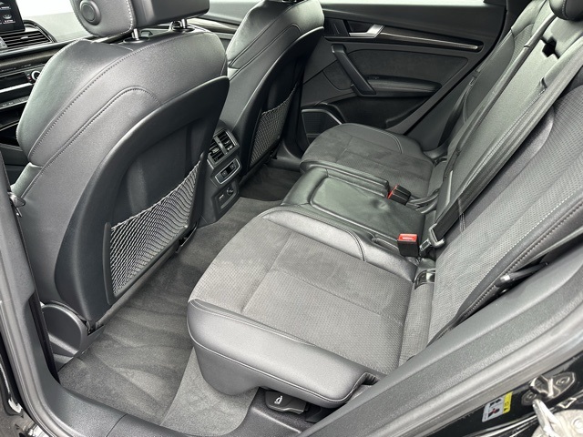 2022 Audi SQ5 Premium Plus photo 11