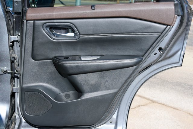 Used 2023 Gray Nissan SL image 20