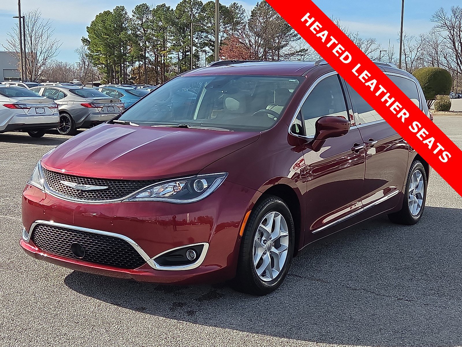Used 2017 Chrysler Pacifica Touring-L Plus with VIN 2C4RC1EG1HR729586 for sale in Rogers, AR