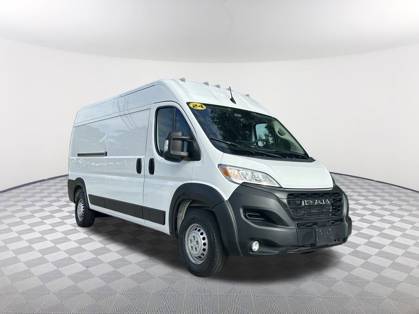 2024 Ram ProMaster 2500 photo 2