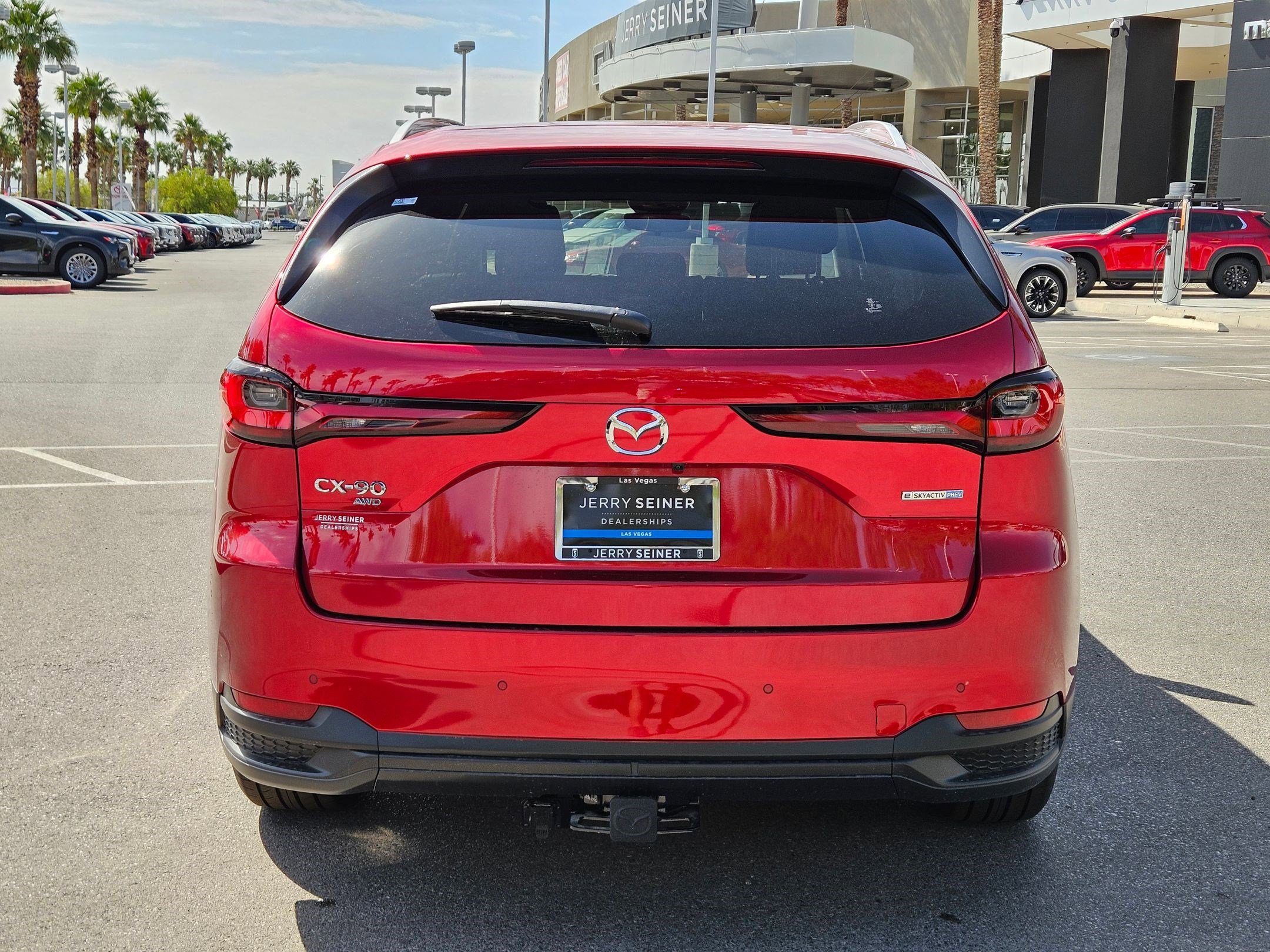 2025 Mazda CX-90 Plug-in Hybrid Preferred photo 4