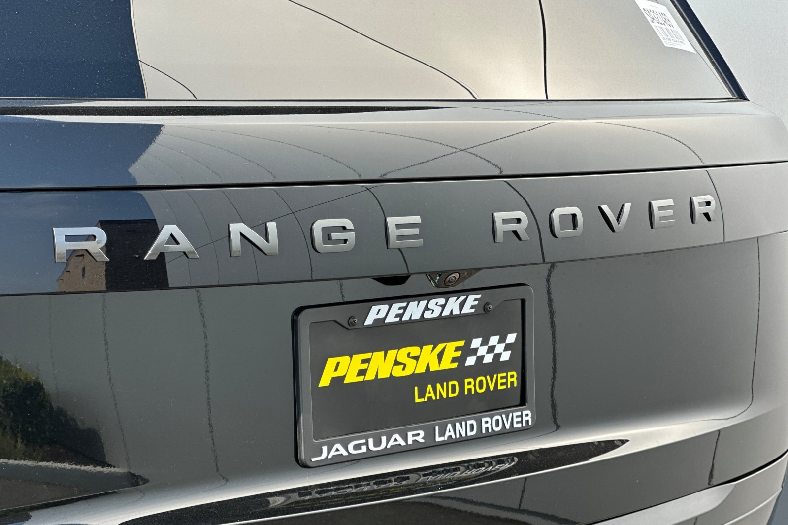 2025 Land Rover Range Rover SE photo 32