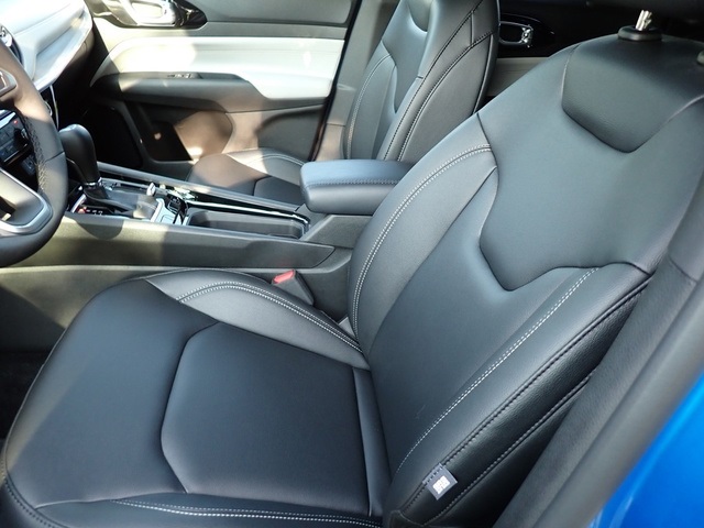 2025 Jeep Compass Limited photo 13
