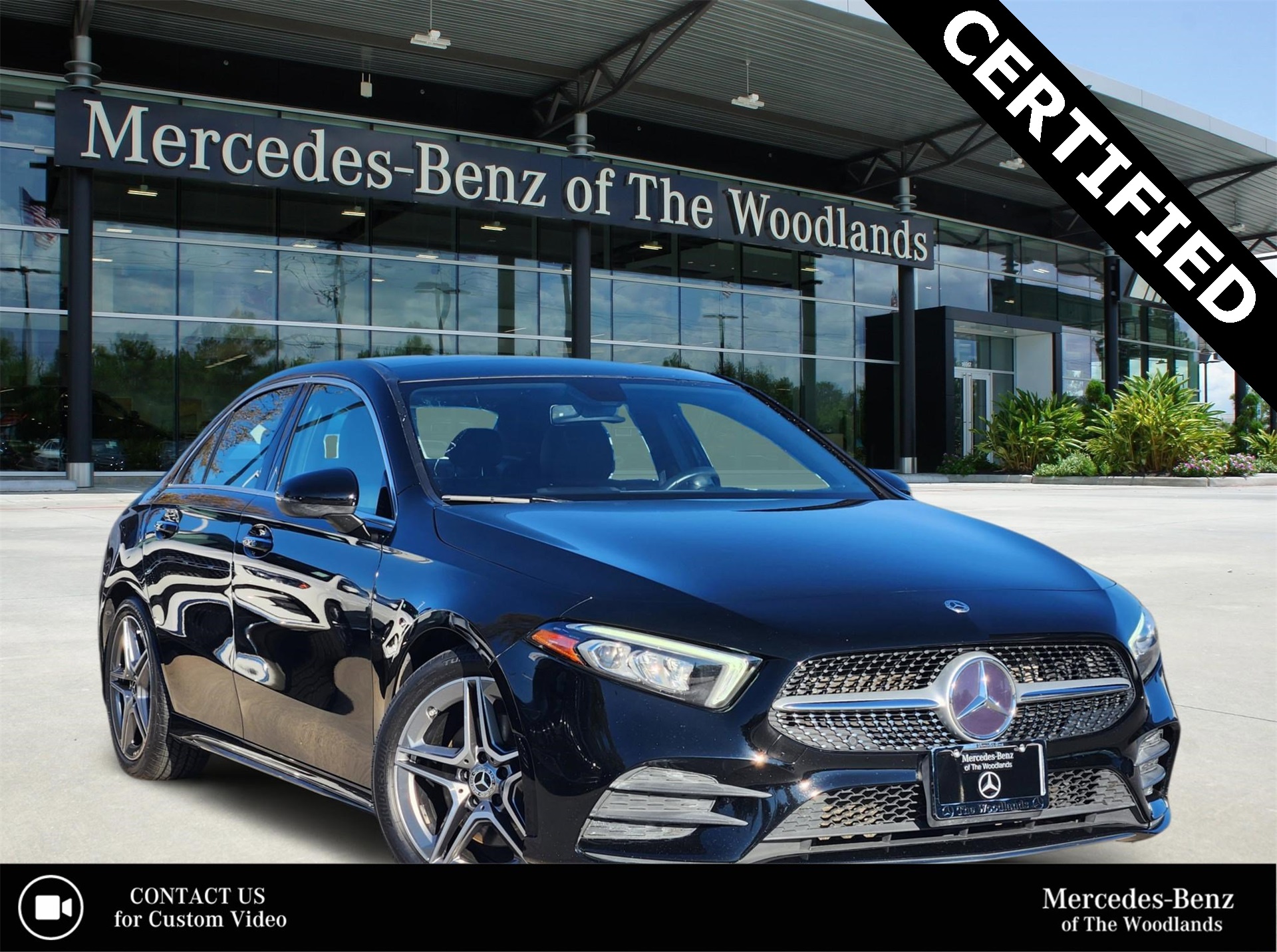 2021 Mercedes-Benz A-Class A220's photo