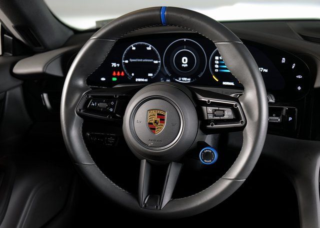 2022 Porsche Taycan Cross Turismo 4 photo 14