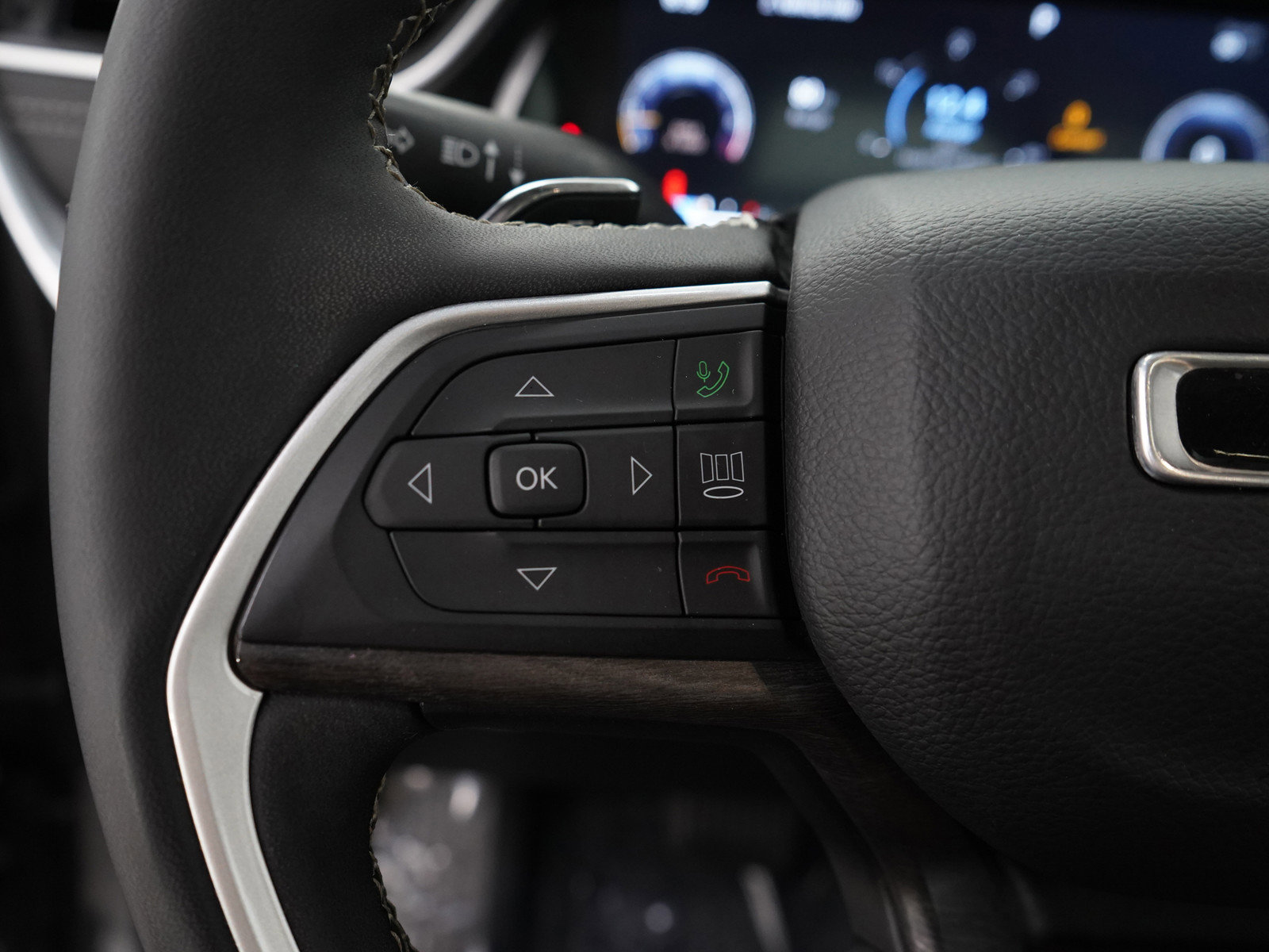 2023 Jeep Grand Cherokee Limited photo 25