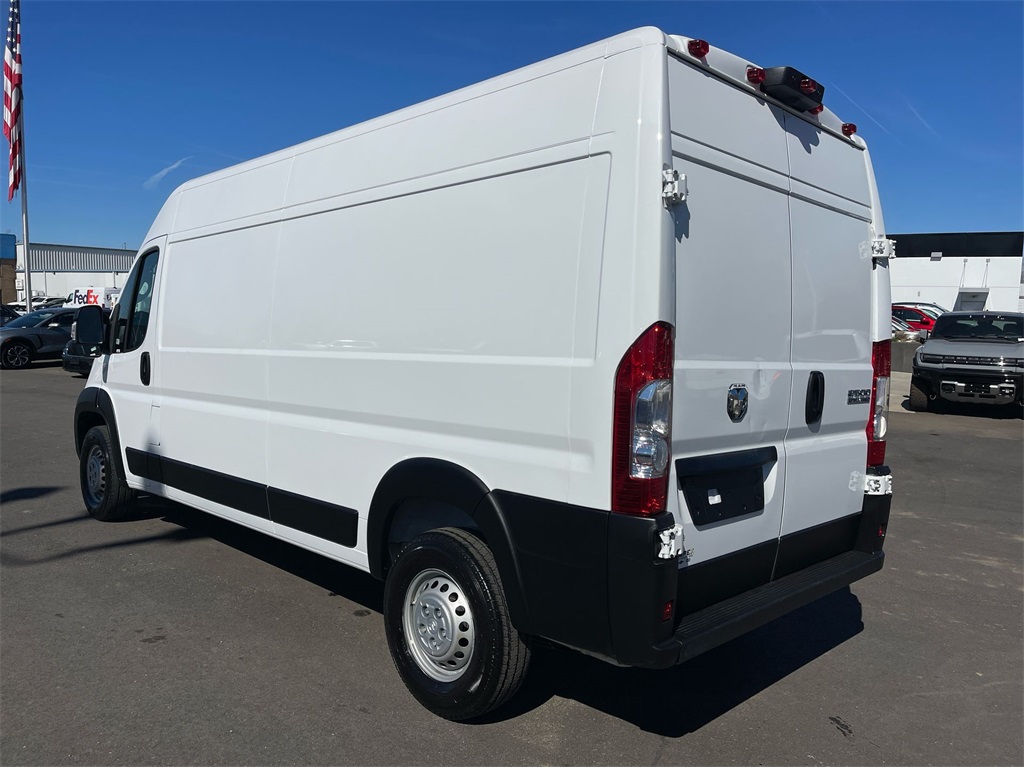2025 Ram ProMaster 2500 photo 3