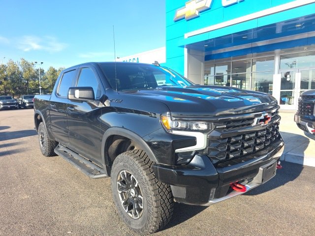 2023 Chevrolet Silverado Base's photo