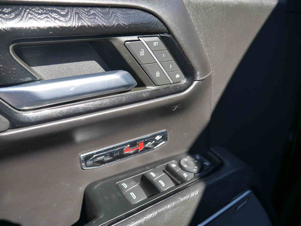 2023 Gmc Sierra 1500 AT4X photo 25