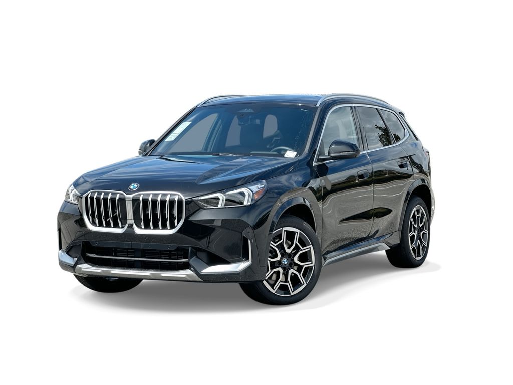 2025 BMW X1 28i's photo
