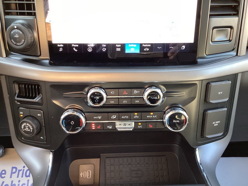 2025 Ford F-150 XLT photo 34