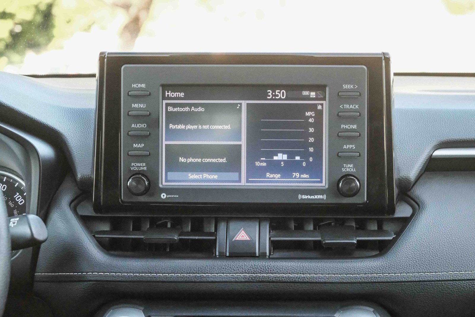 2022 Toyota RAV4 LE photo 16