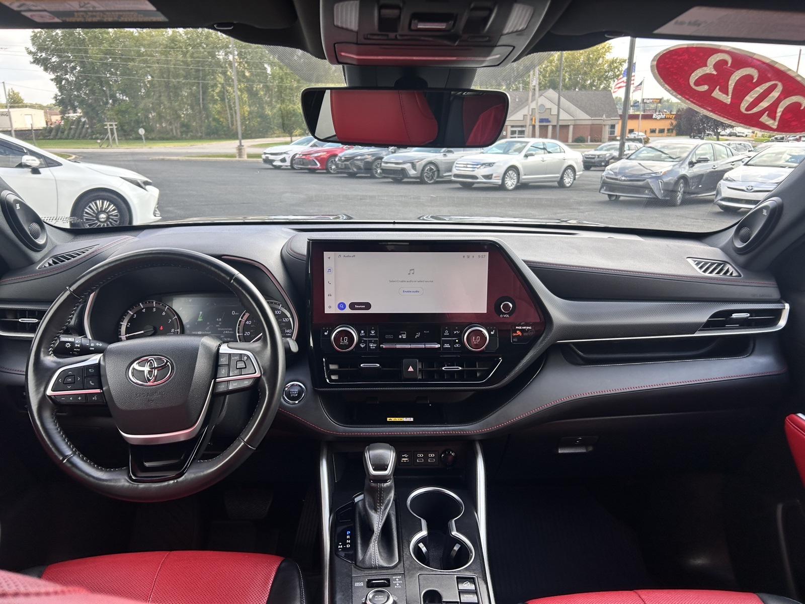 2023 Toyota Highlander XSE photo 28