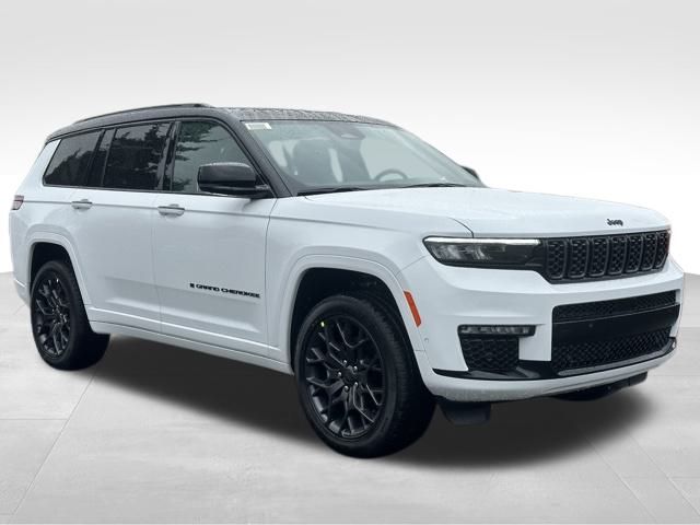 2025 Jeep Grand Cherokee L Summit Reserve's photo