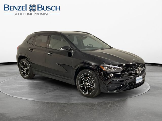 2025 Mercedes Benz GLA 250 4MATIC photo 2