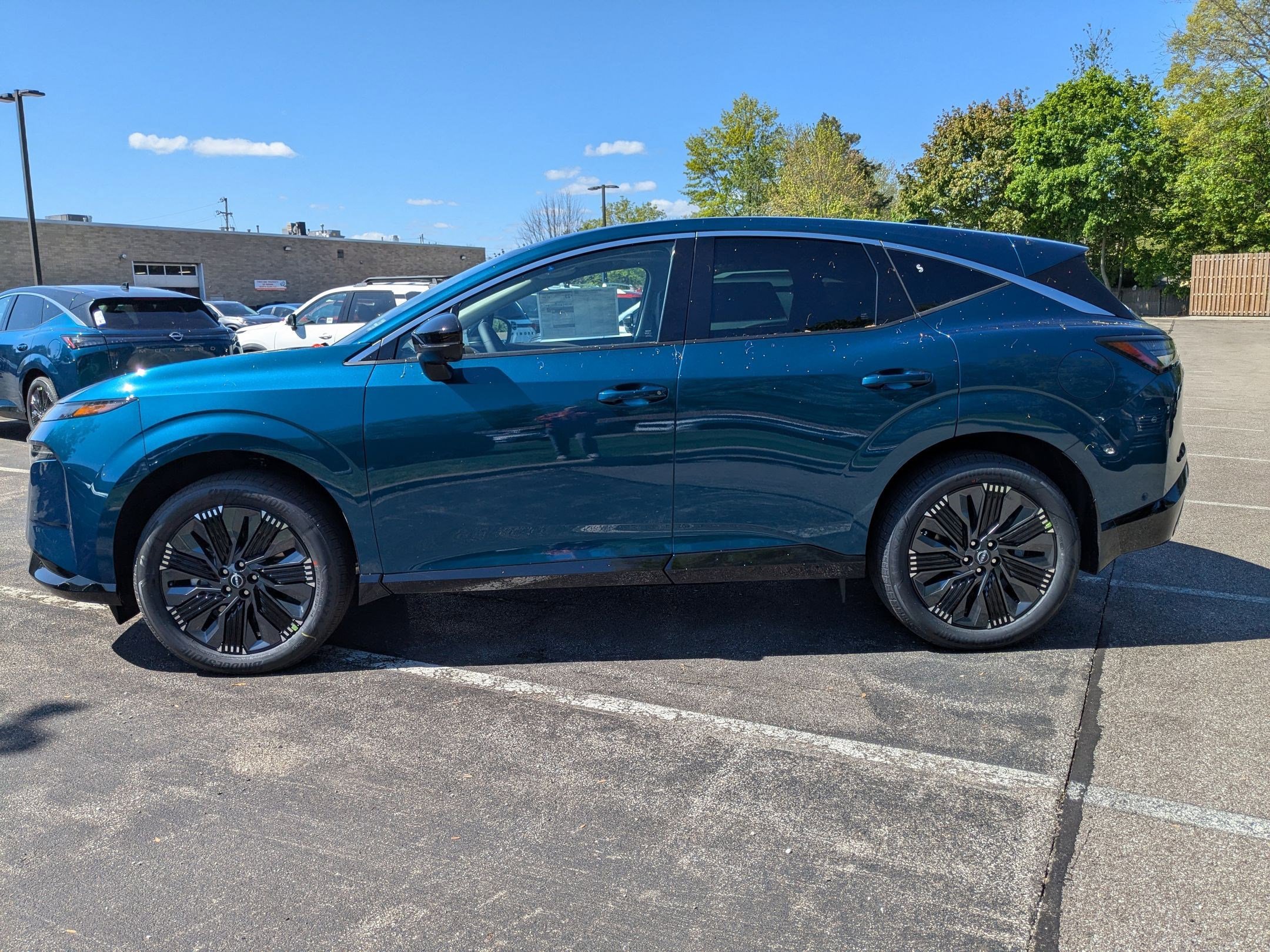 2025 Nissan Murano Platinum photo 8