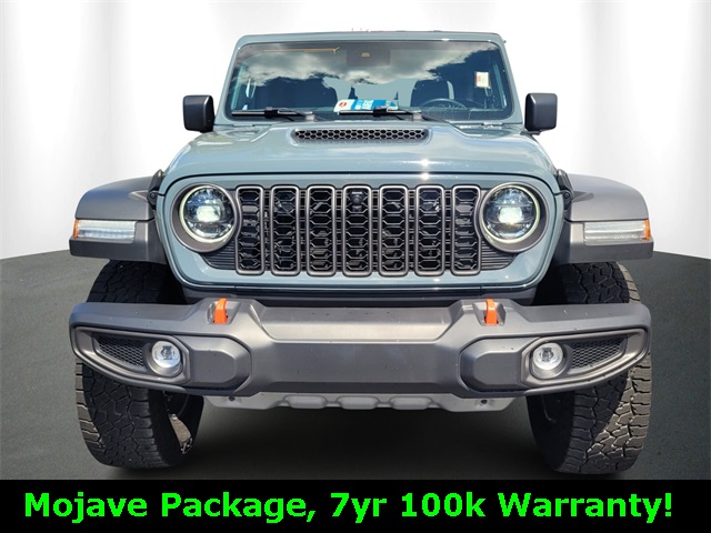 2024 Jeep Gladiator Mojave photo 2