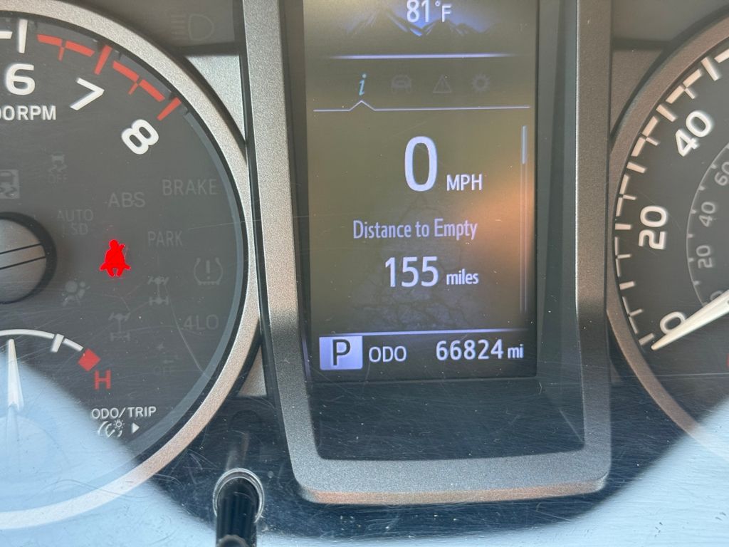 2020 Toyota Tacoma TRD Off-Road photo 14