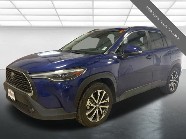 2023 Toyota Corolla Cross XLE's photo