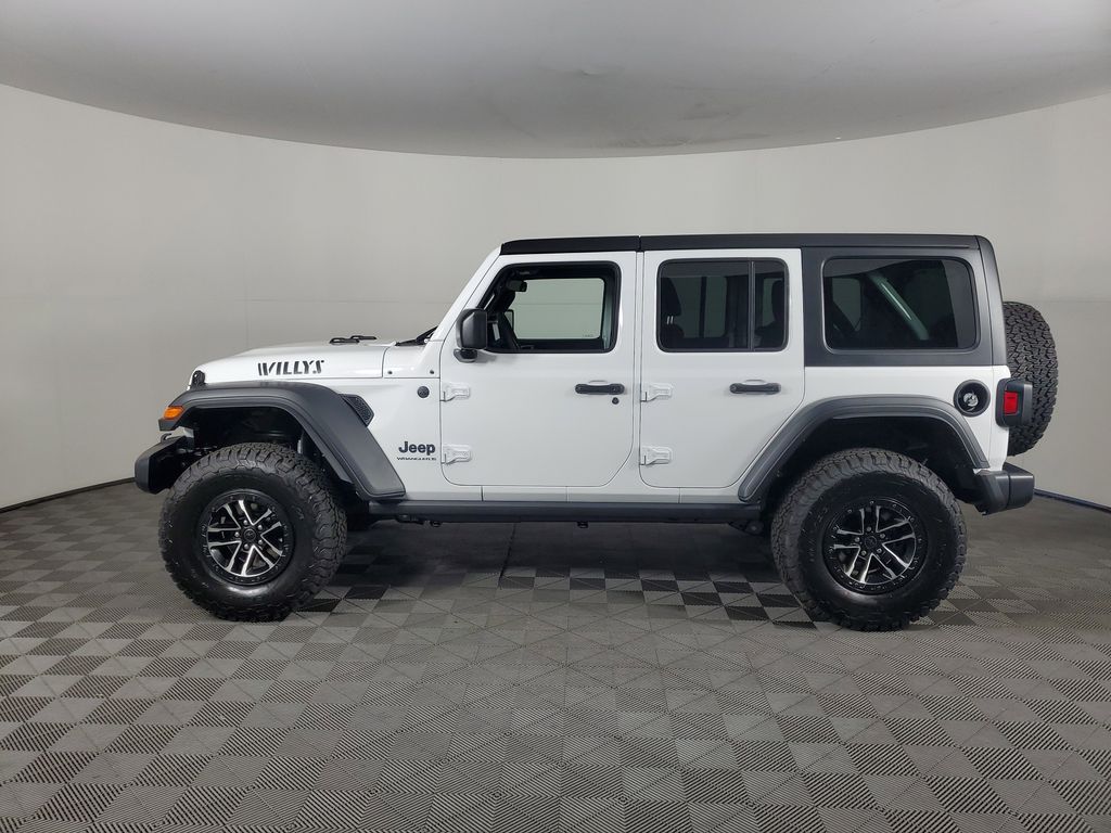 2025 Jeep Wrangler Willys photo 7