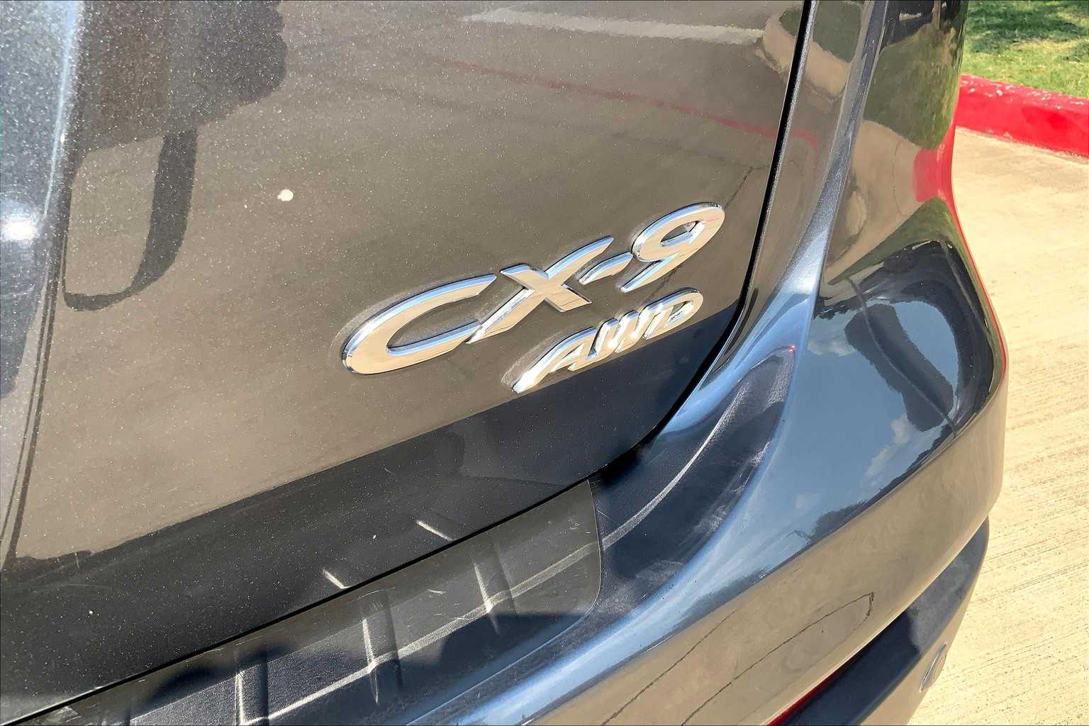 2014 Mazda CX-9 Touring photo 9