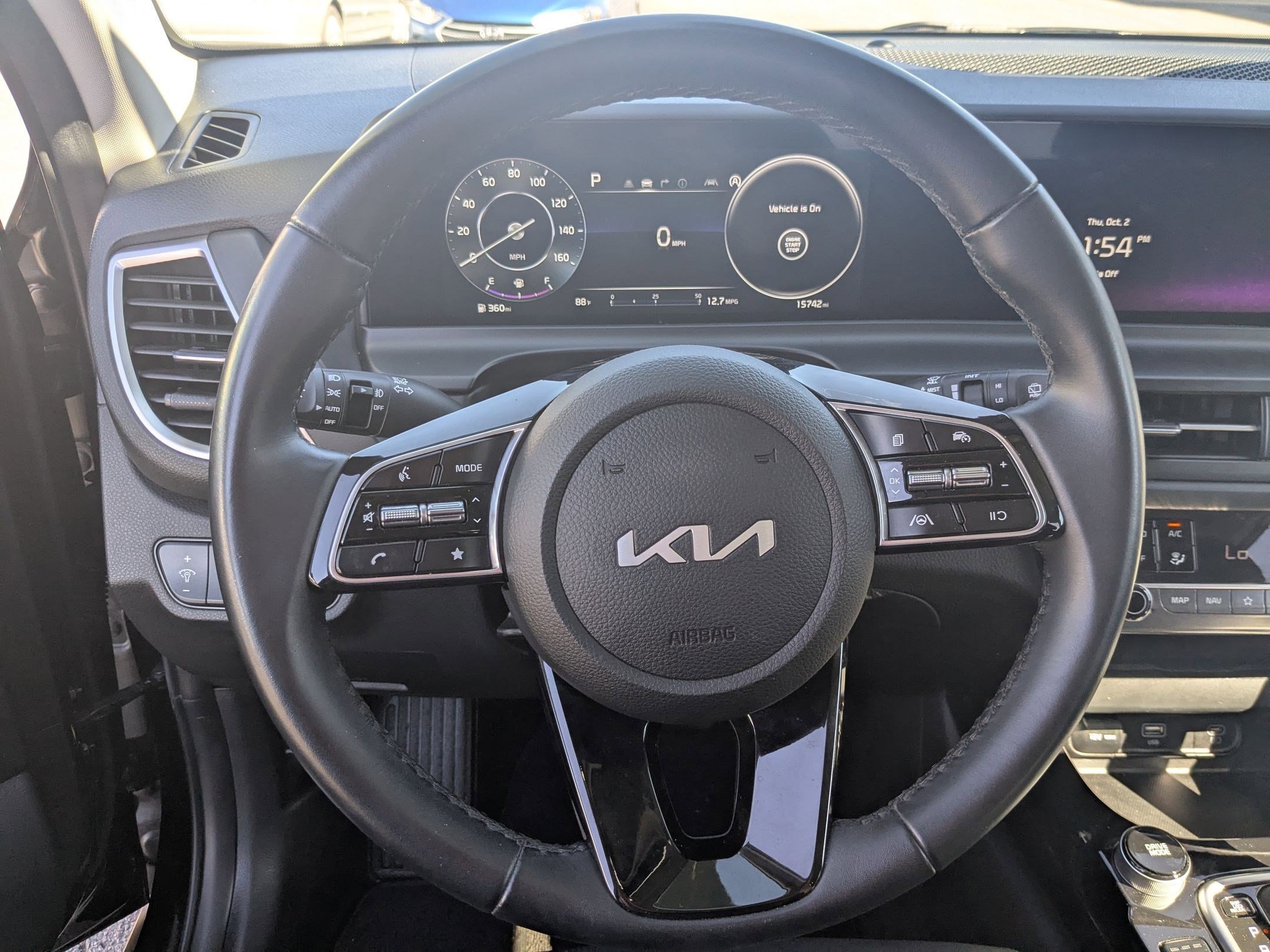 2024 Kia Seltos EX photo 12